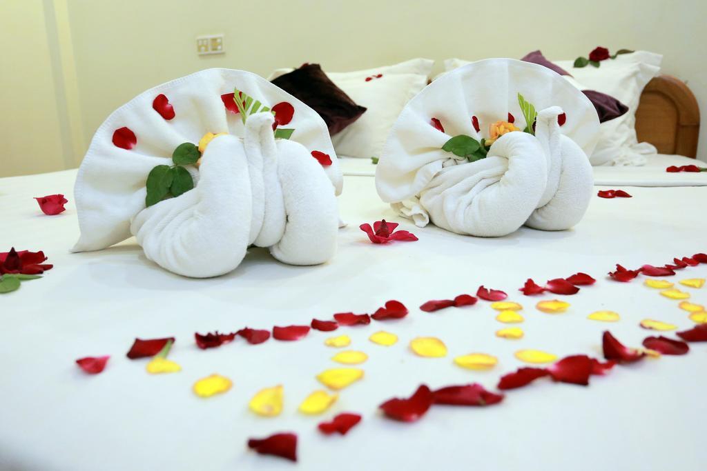 Golden Dream Hotel Mandalay Eksteriør billede